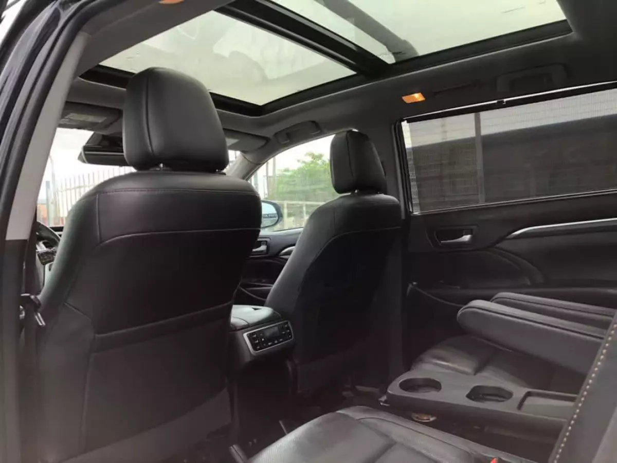 Toyota Highlander - 2019