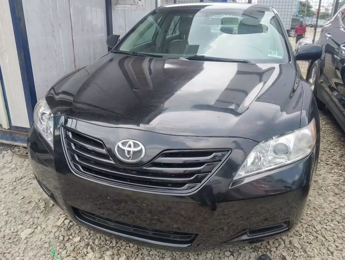 Toyota Camry   - 2007