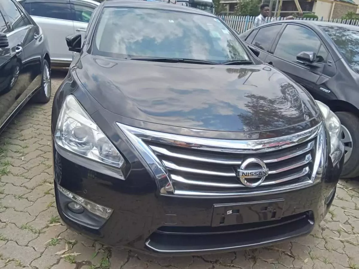 Nissan Teana   - 2016