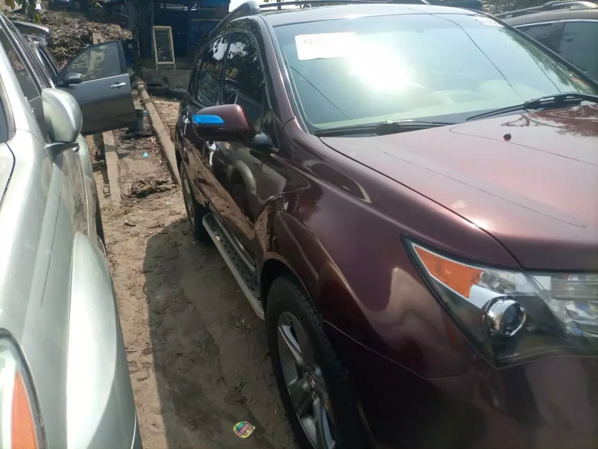 Acura MDX - 2010