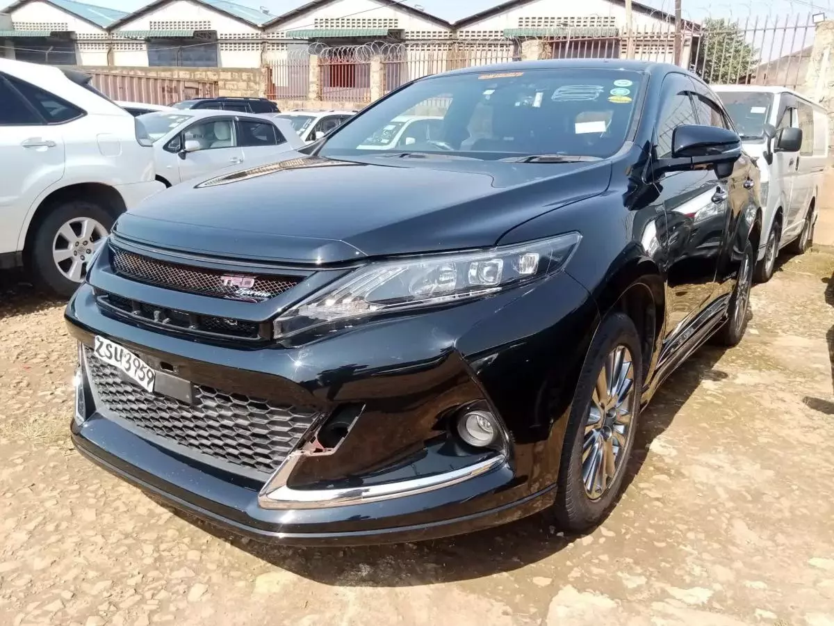 Toyota Harrier   - 2015