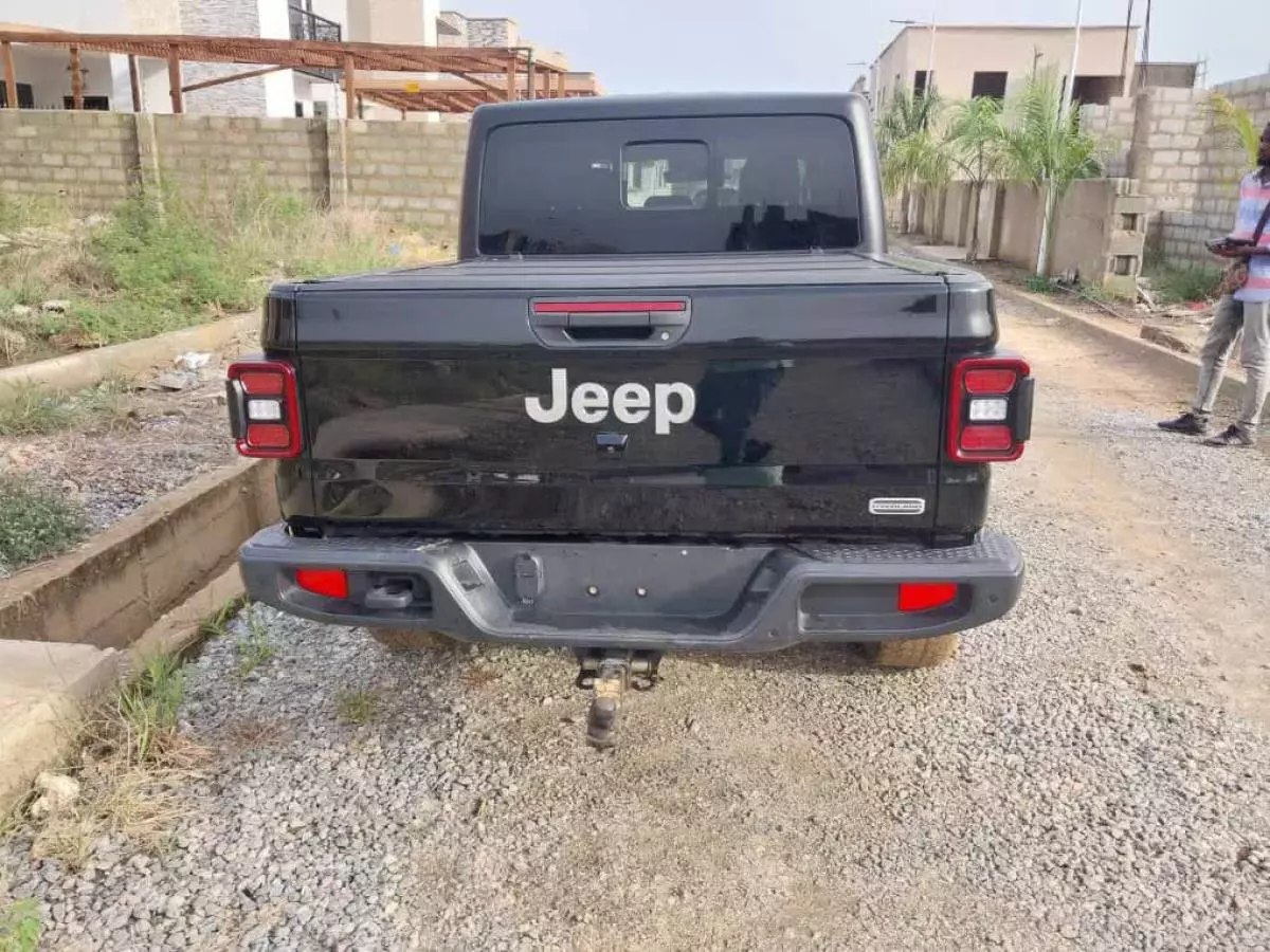 Jeep Gladiator   - 2021