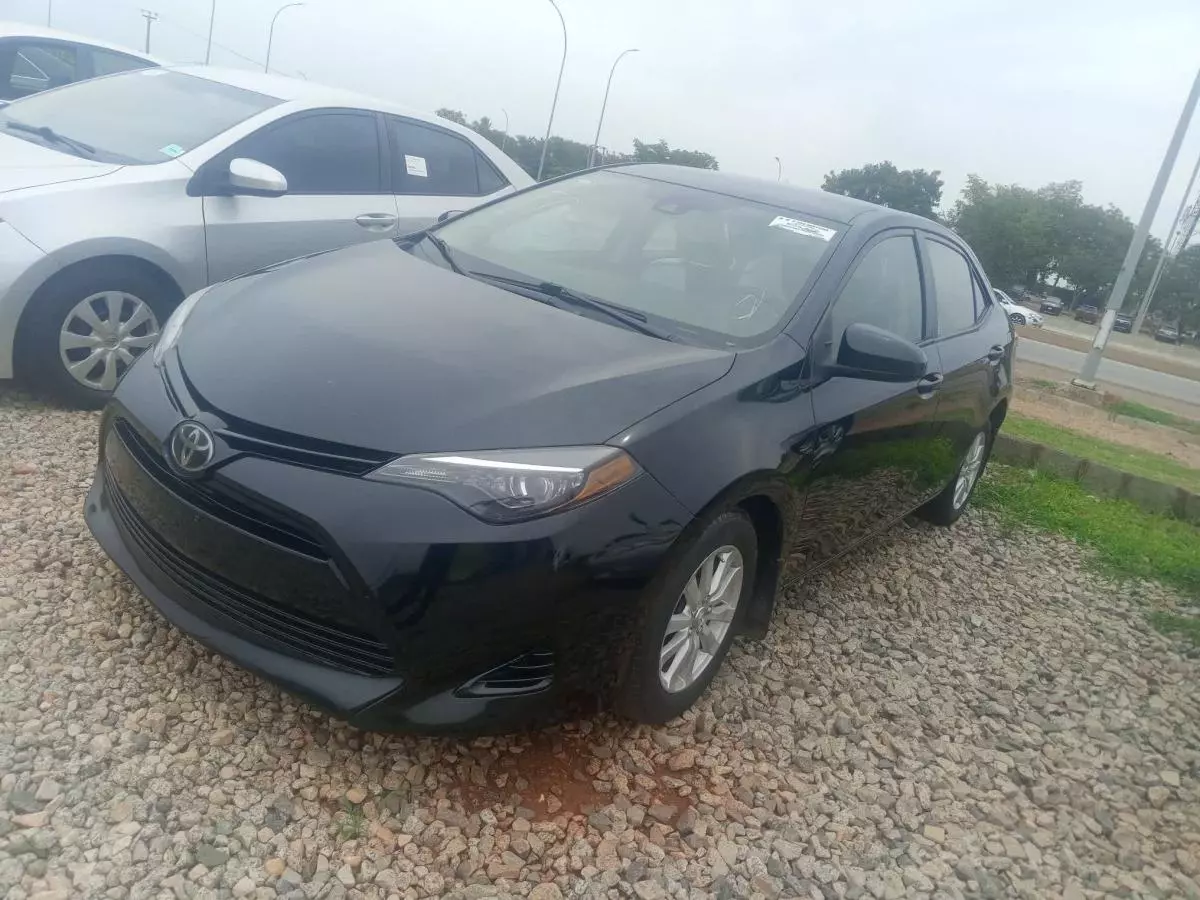 Toyota Corolla   - 2016