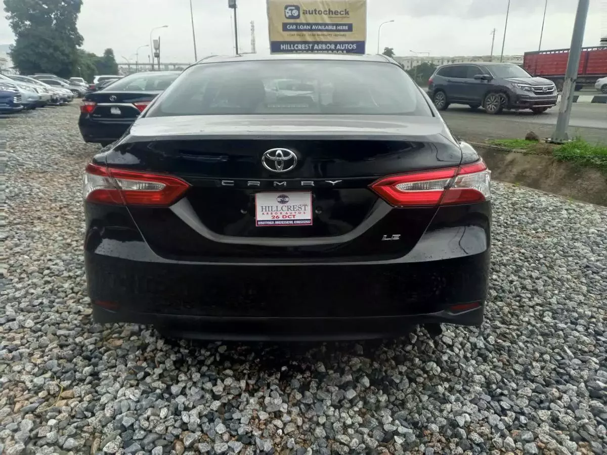 Toyota Camry   - 2019