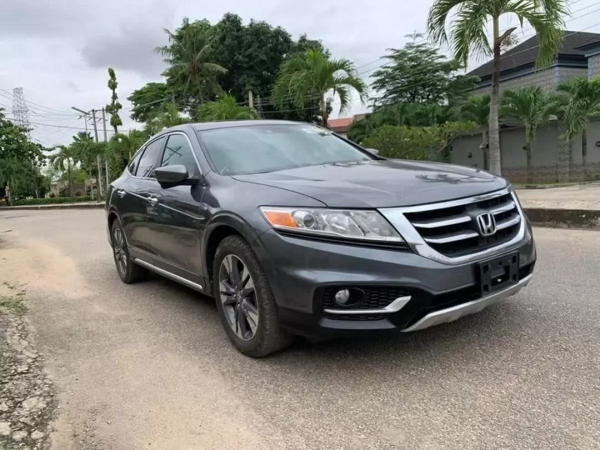 Honda Crosstour   - 2013