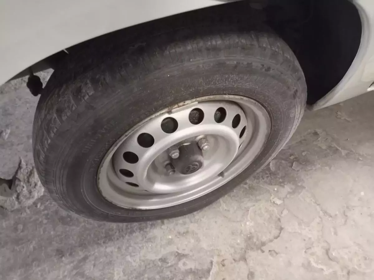 Toyota Succeed  - 2015