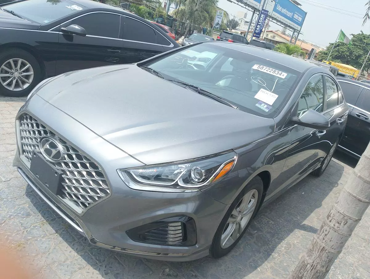 Hyundai Sonata   - 2019