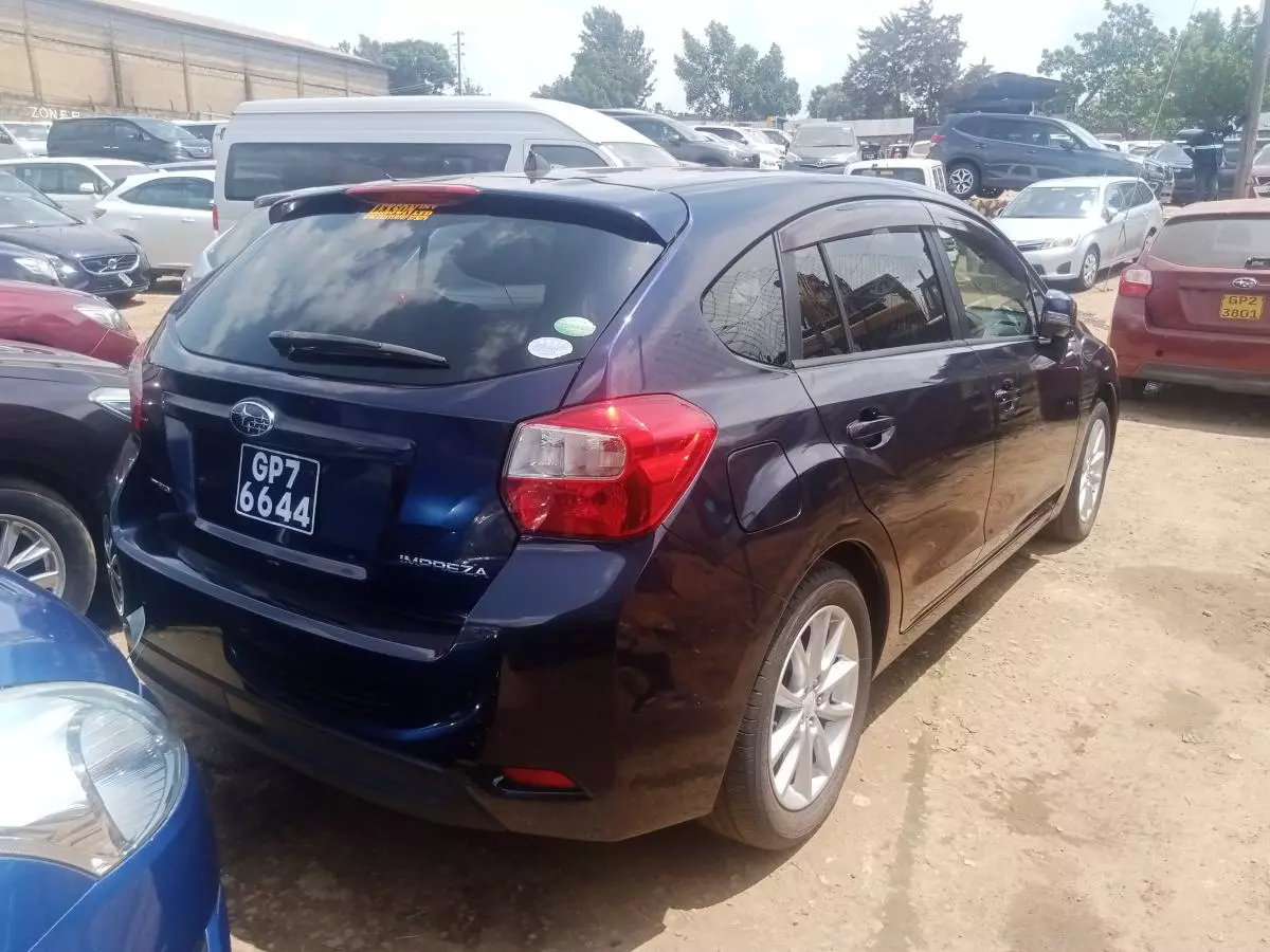 Subaru Impreza   - 2014