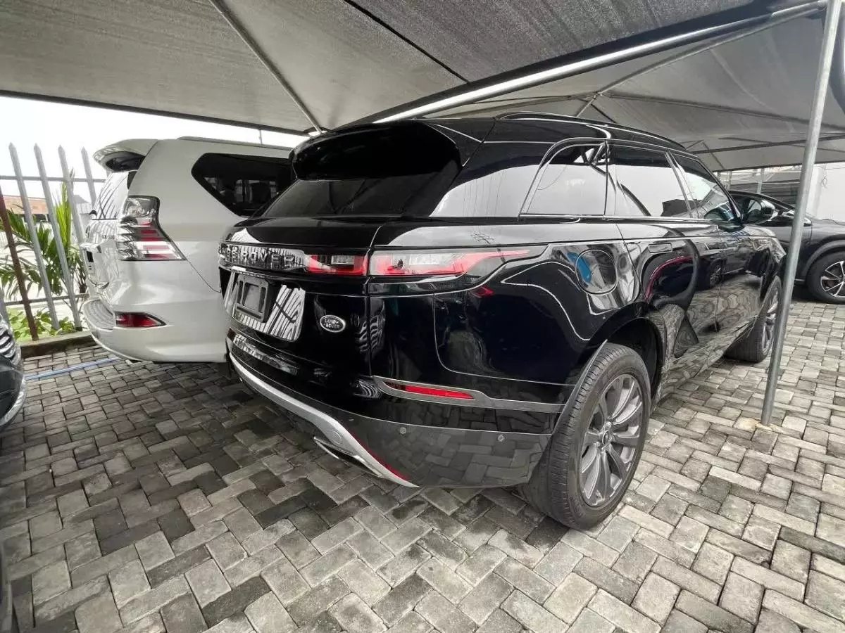 Land Rover Range Rover Velar   - 2018