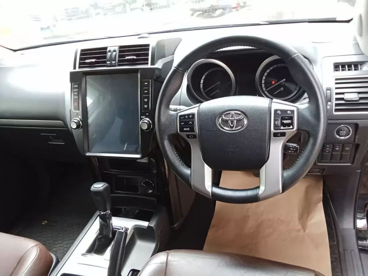 Toyota Landcruiser Prado   - 2018