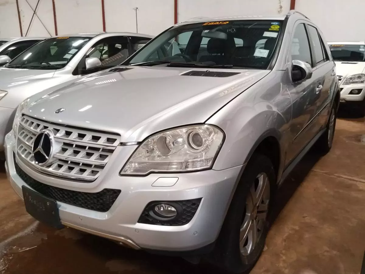 Mercedes-Benz ML 350   - 2009