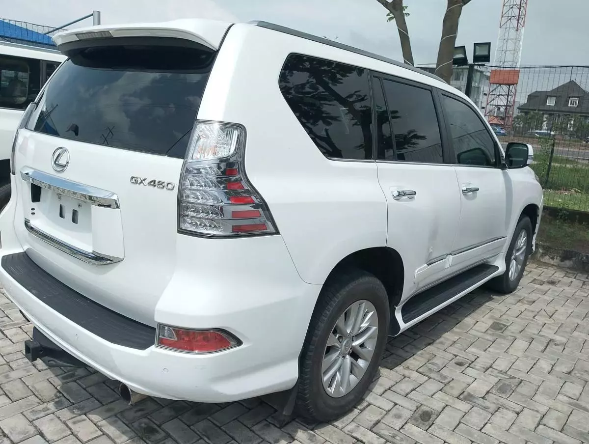 Lexus LX 570   - 2016