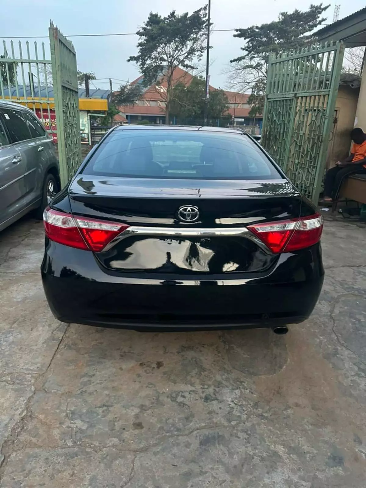 Toyota Camry   - 2015