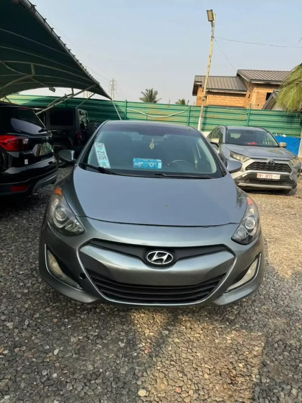 Hyundai Elantra   - 2014