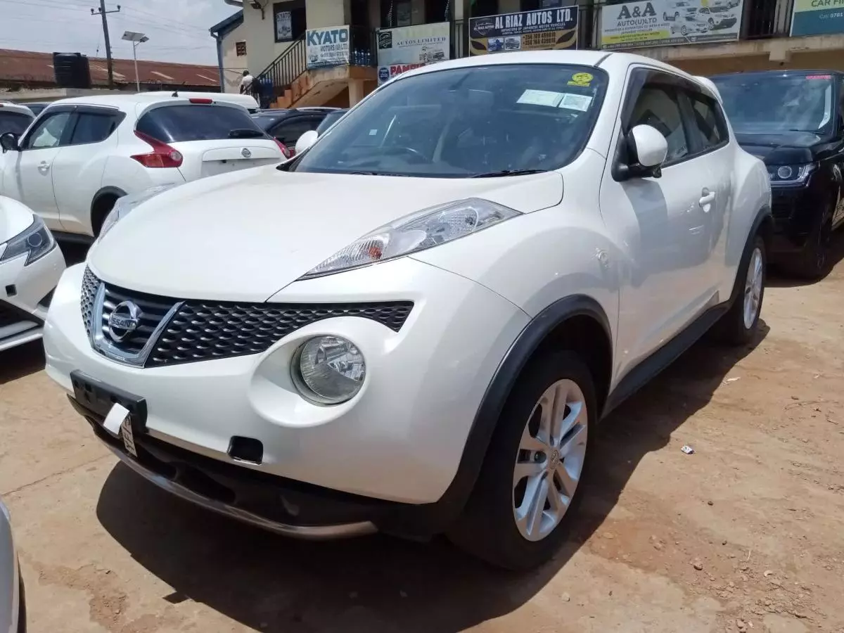 Nissan Juke   - 2012