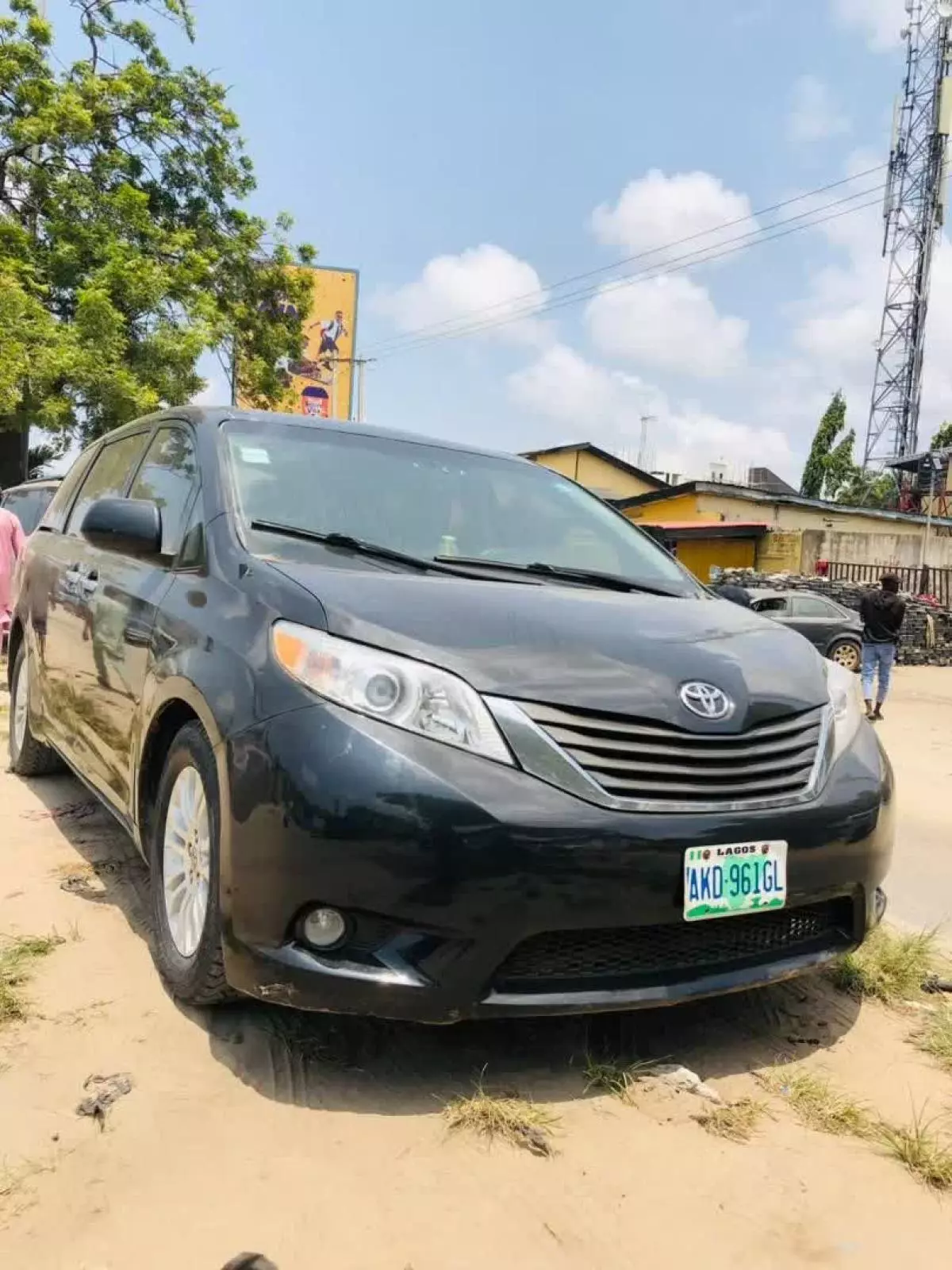 Toyota Sienna   - 2012