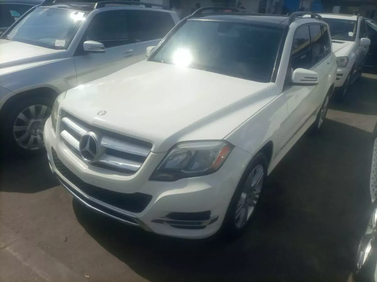 Mercedes-Benz GLK 350   - 2015