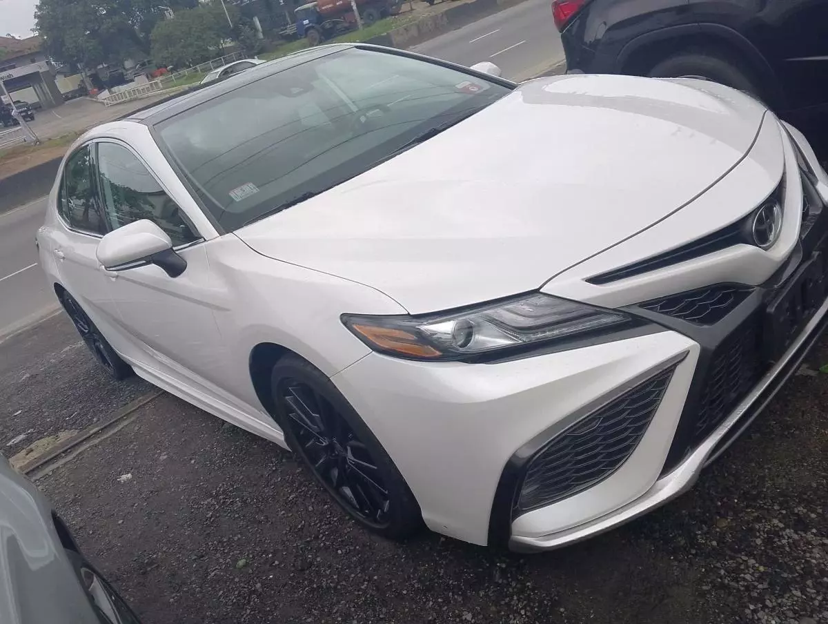 Toyota Camry   - 2021