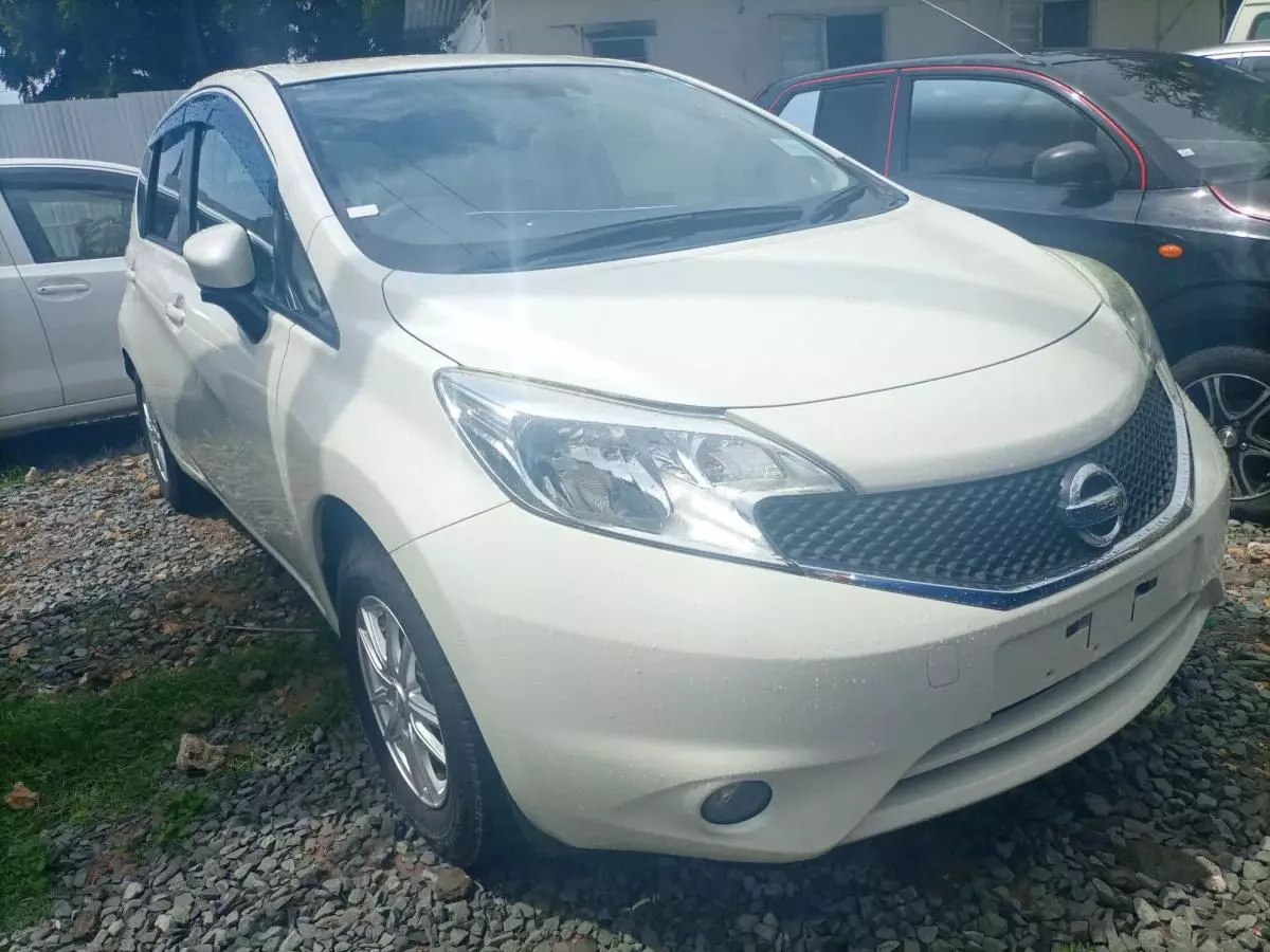 Nissan Note - 2015