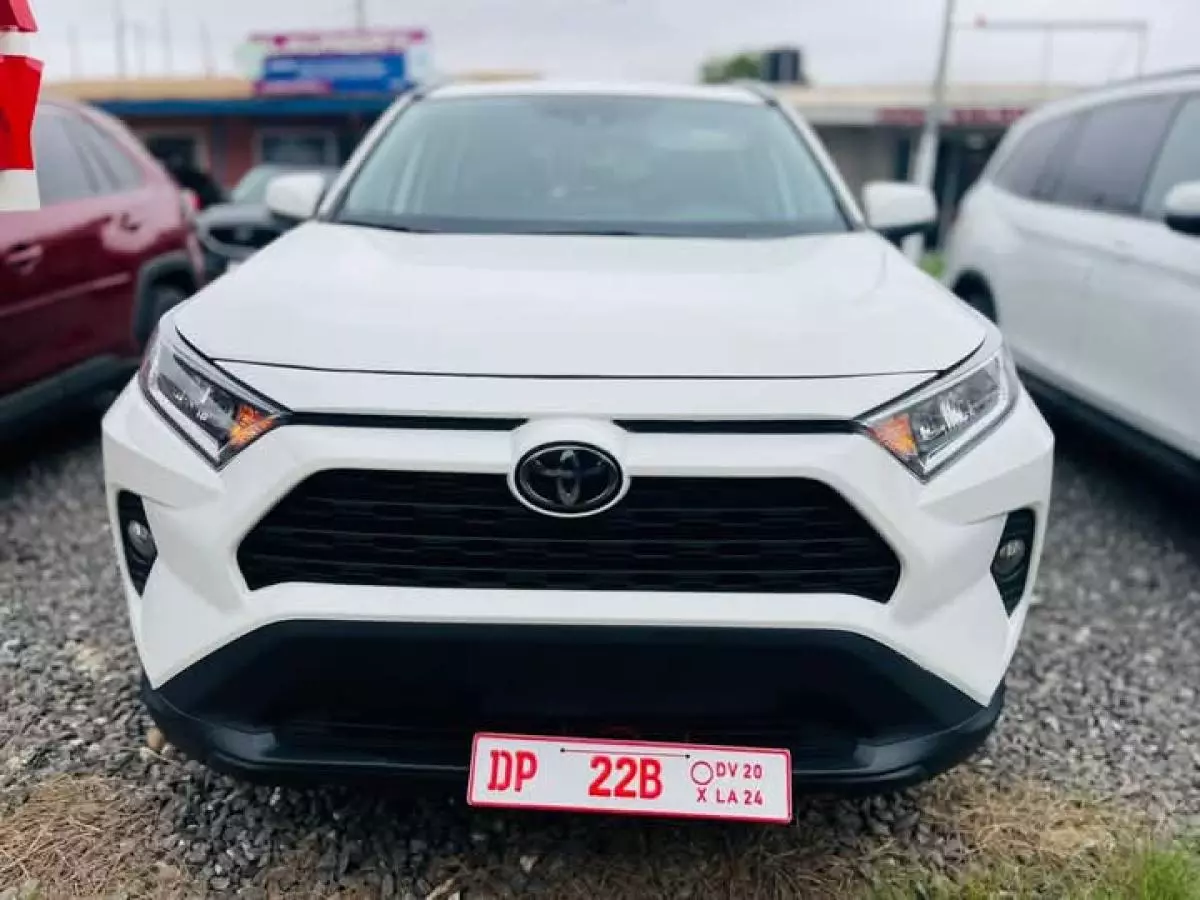 Toyota RAV 4   - 2020