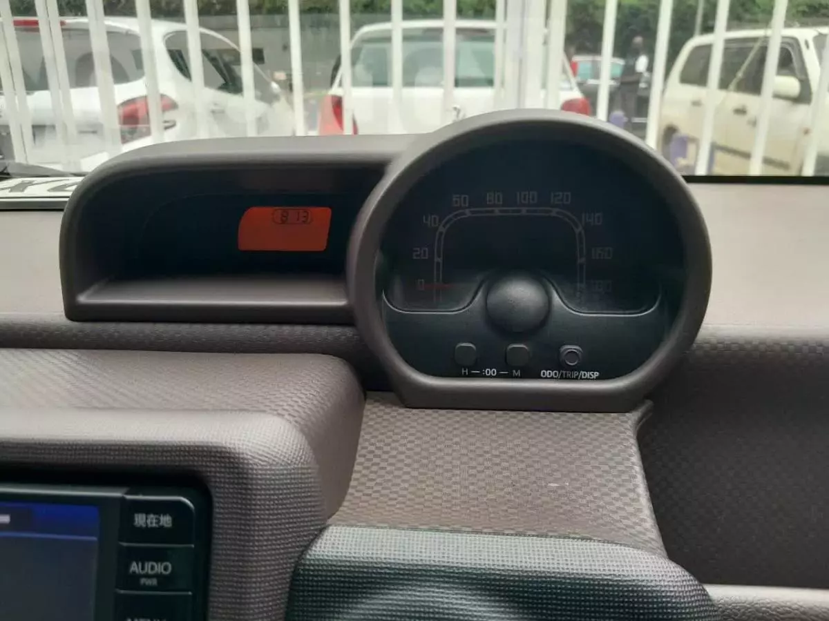 Toyota Spade  - 2015