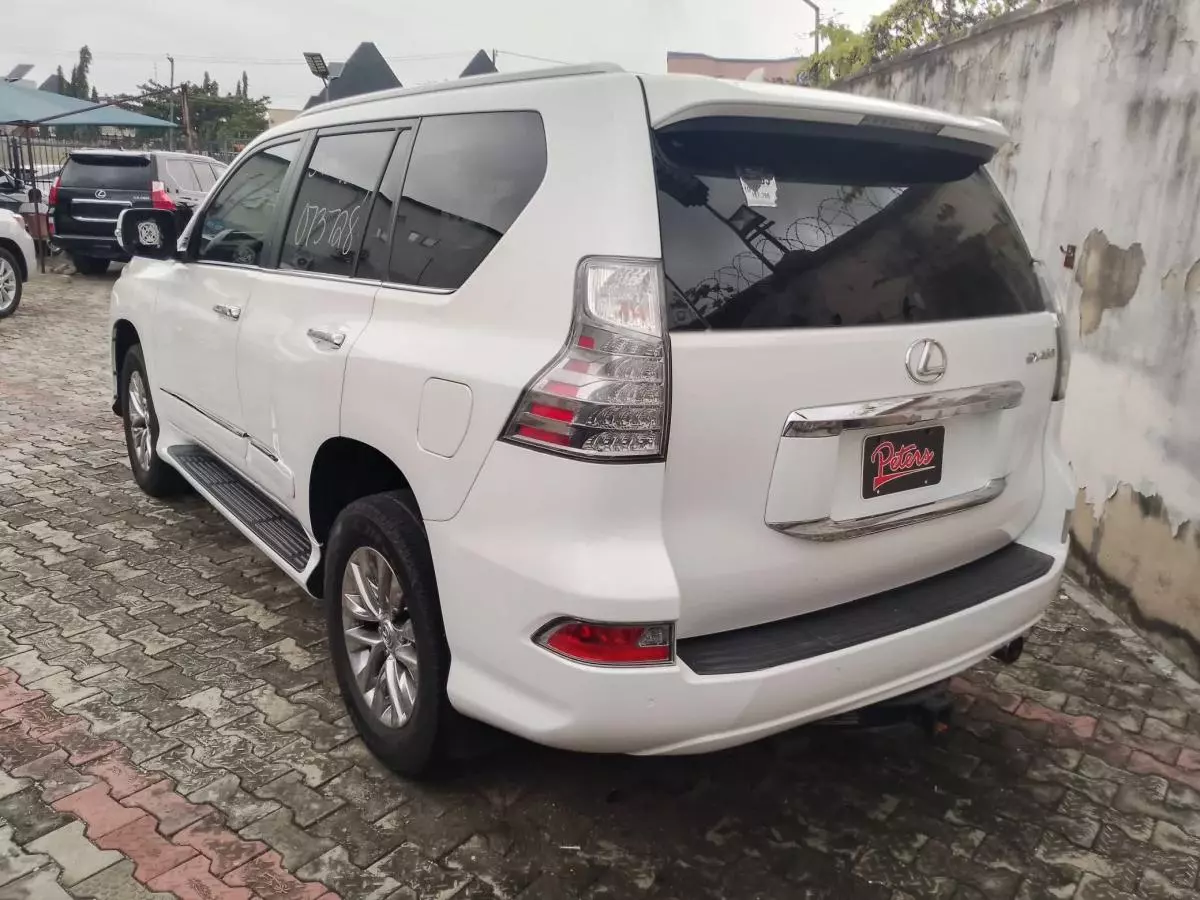 Lexus GX 460   - 2014