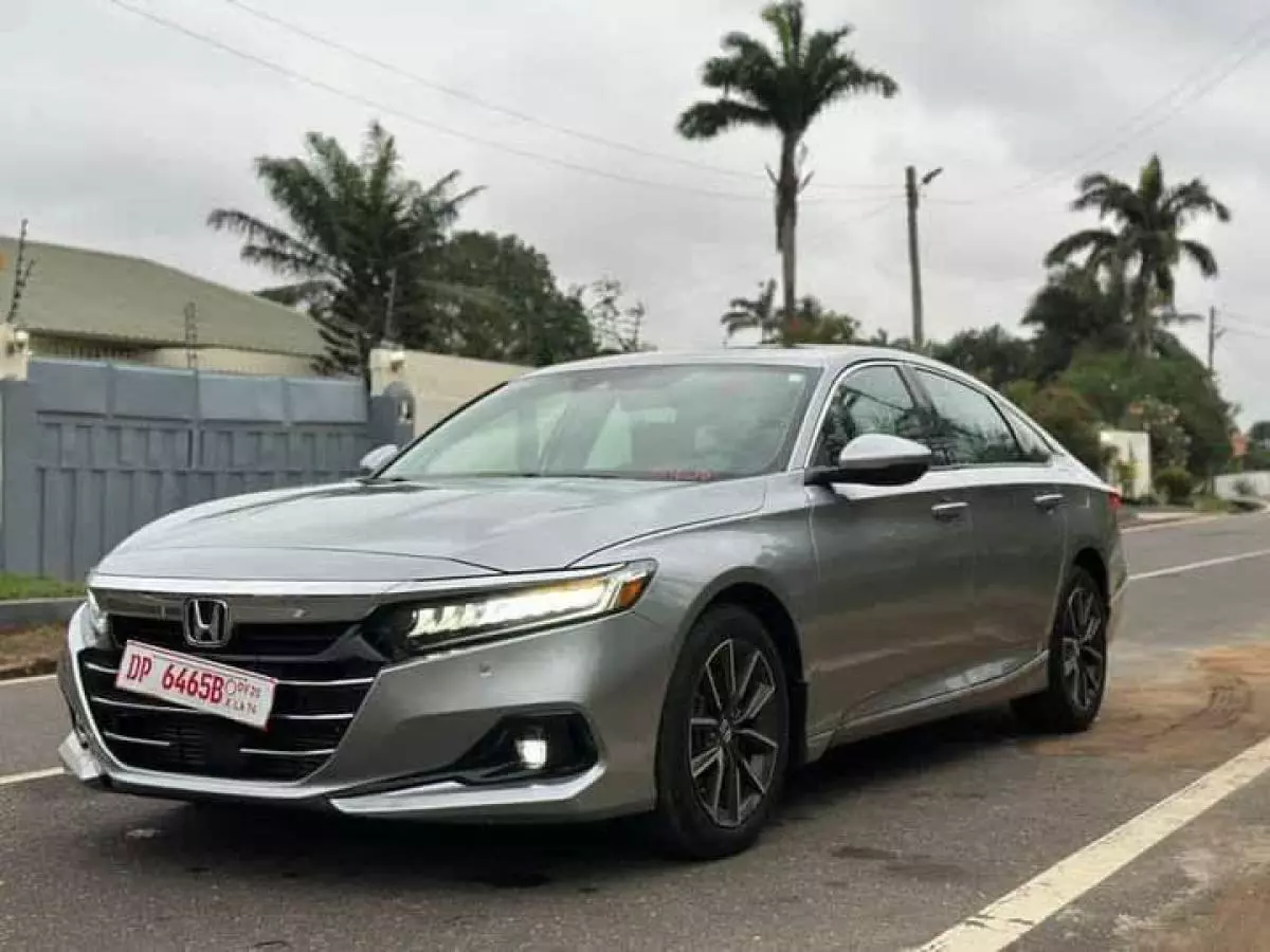 Honda Accord   - 2022