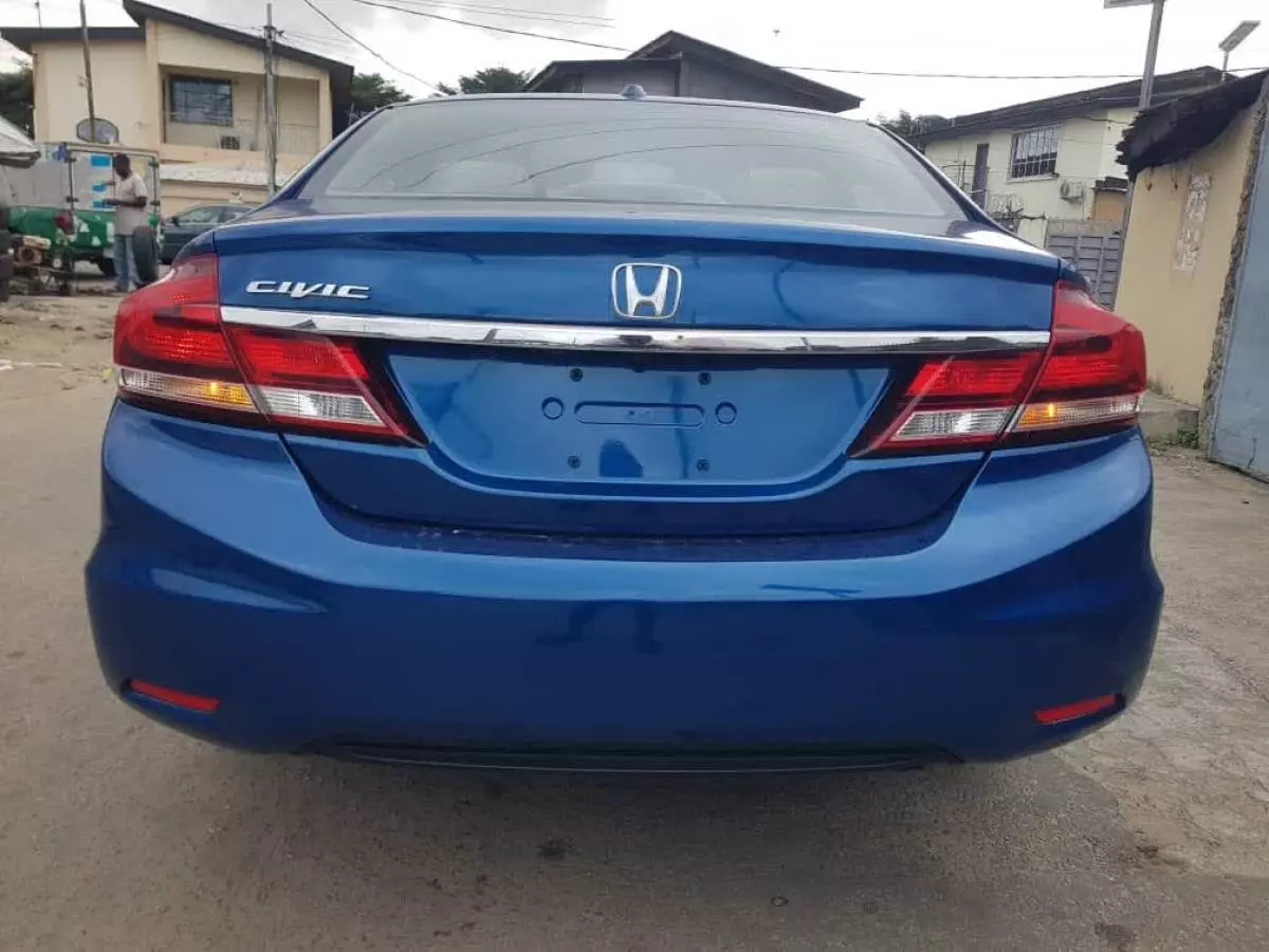 Honda Civic   - 2013