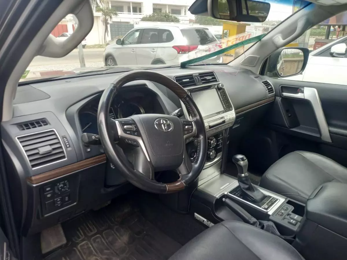 Toyota Land Cruiser - 2019