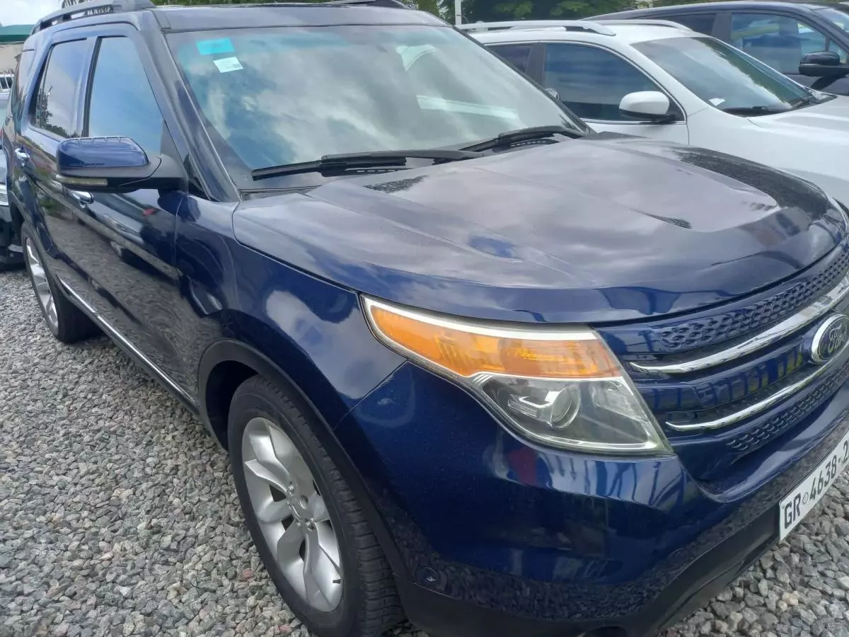 Ford Explorer   - 2013