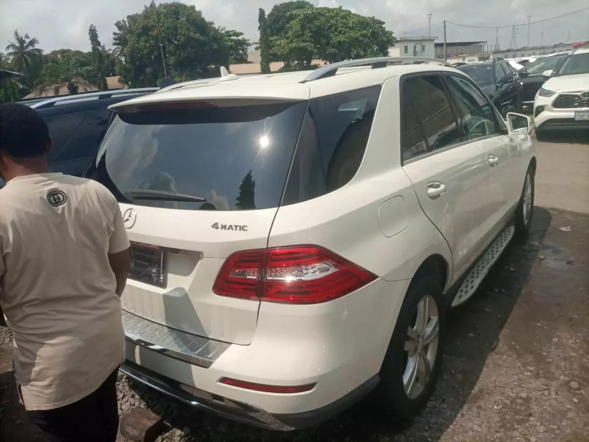 Mercedes-Benz ML 350   - 2013