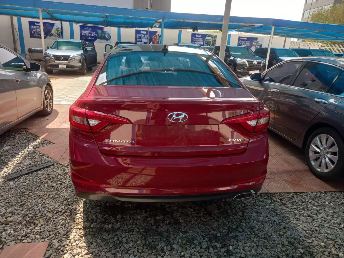 Hyundai Sonata   - 2017