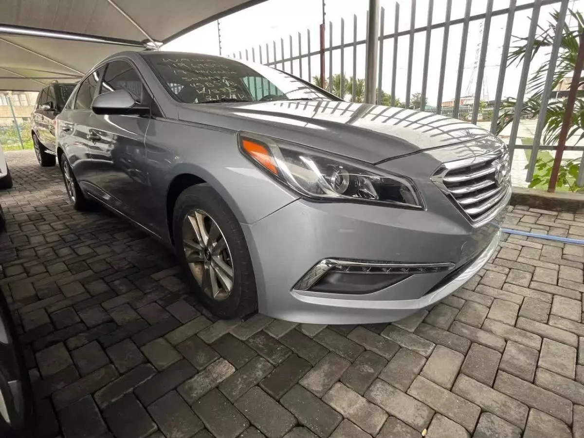 Hyundai Sonata   - 2017