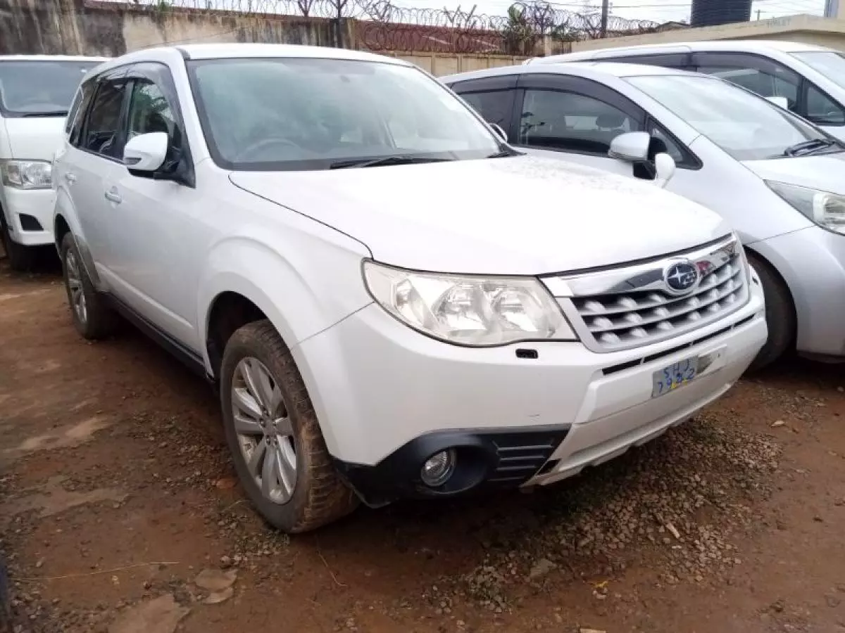 Subaru Forester   - 2011