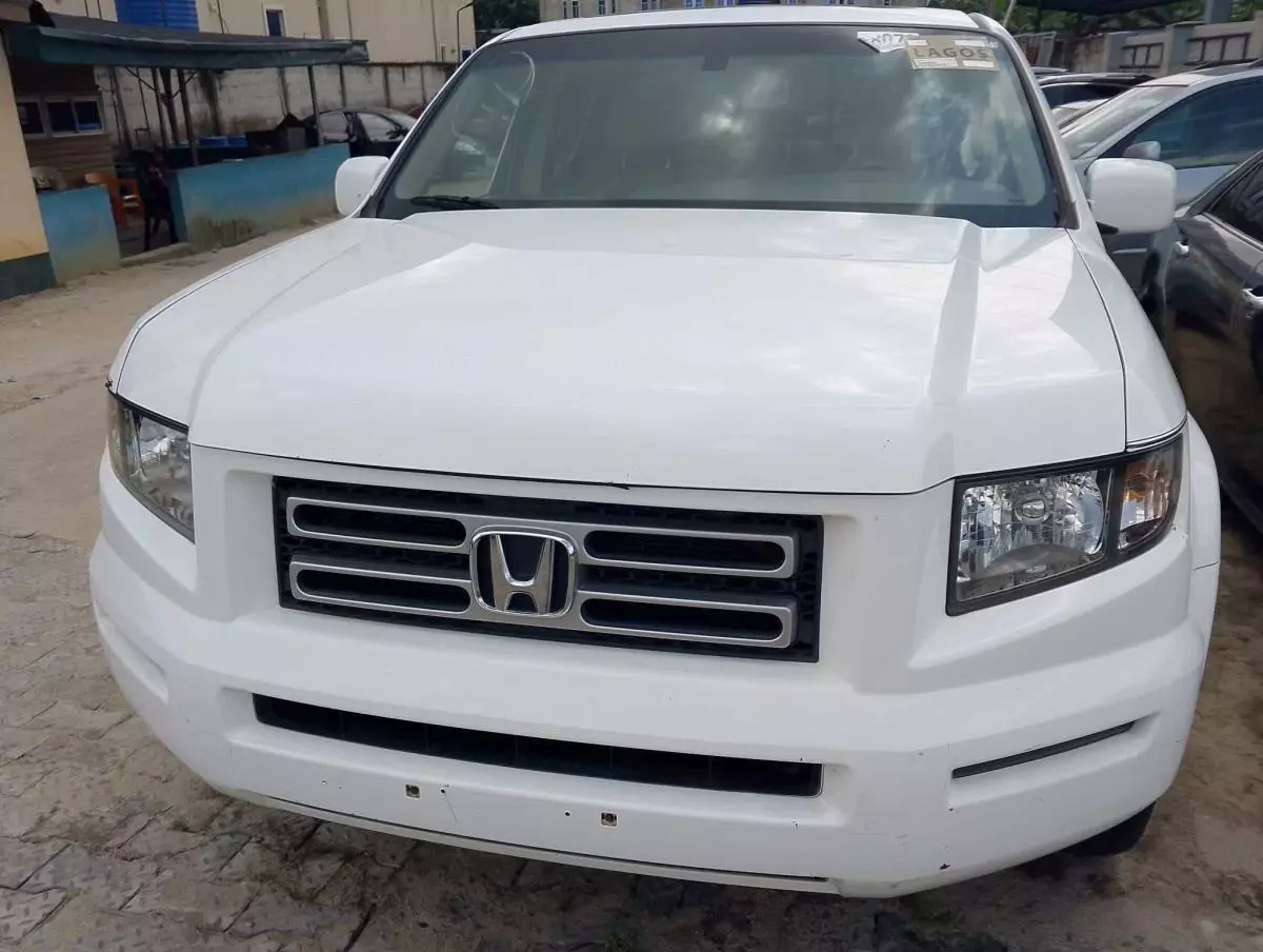 Honda Ridgeline   - 2008