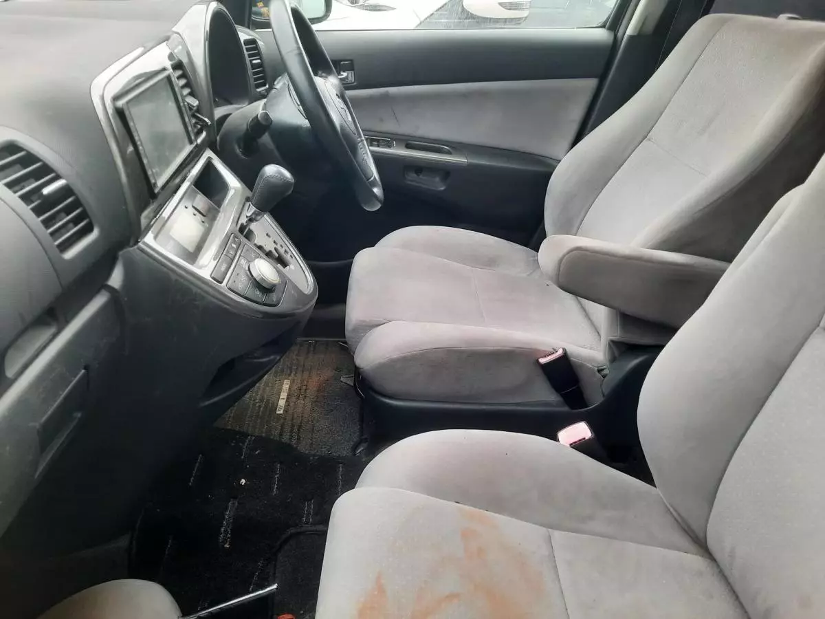 Toyota Wish - 2008