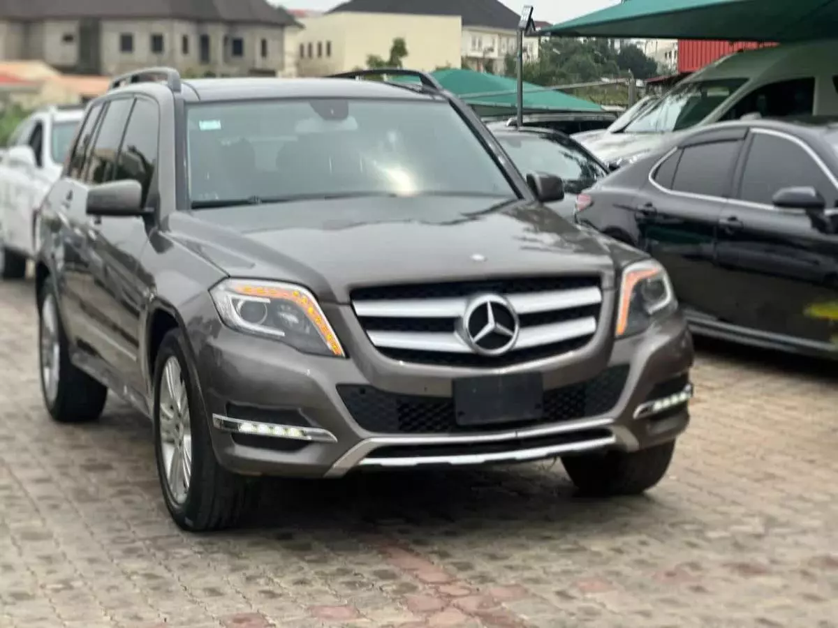 Mercedes-Benz GLK 350   - 2013