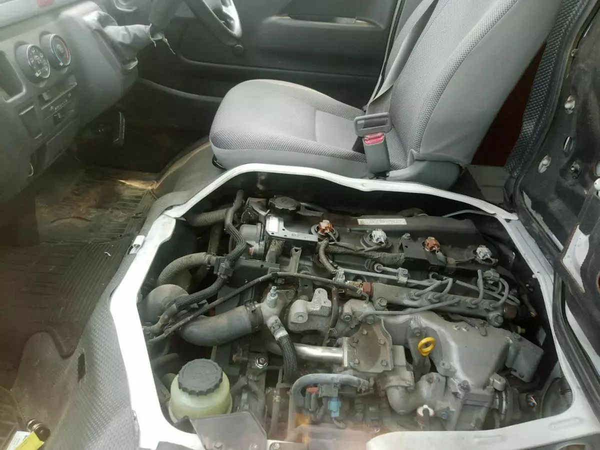 Toyota Hiace - 2012