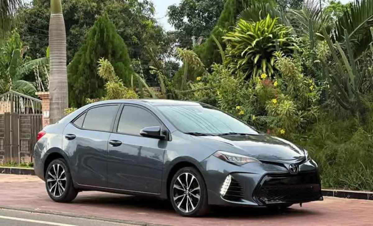 Toyota Corolla   - 2017