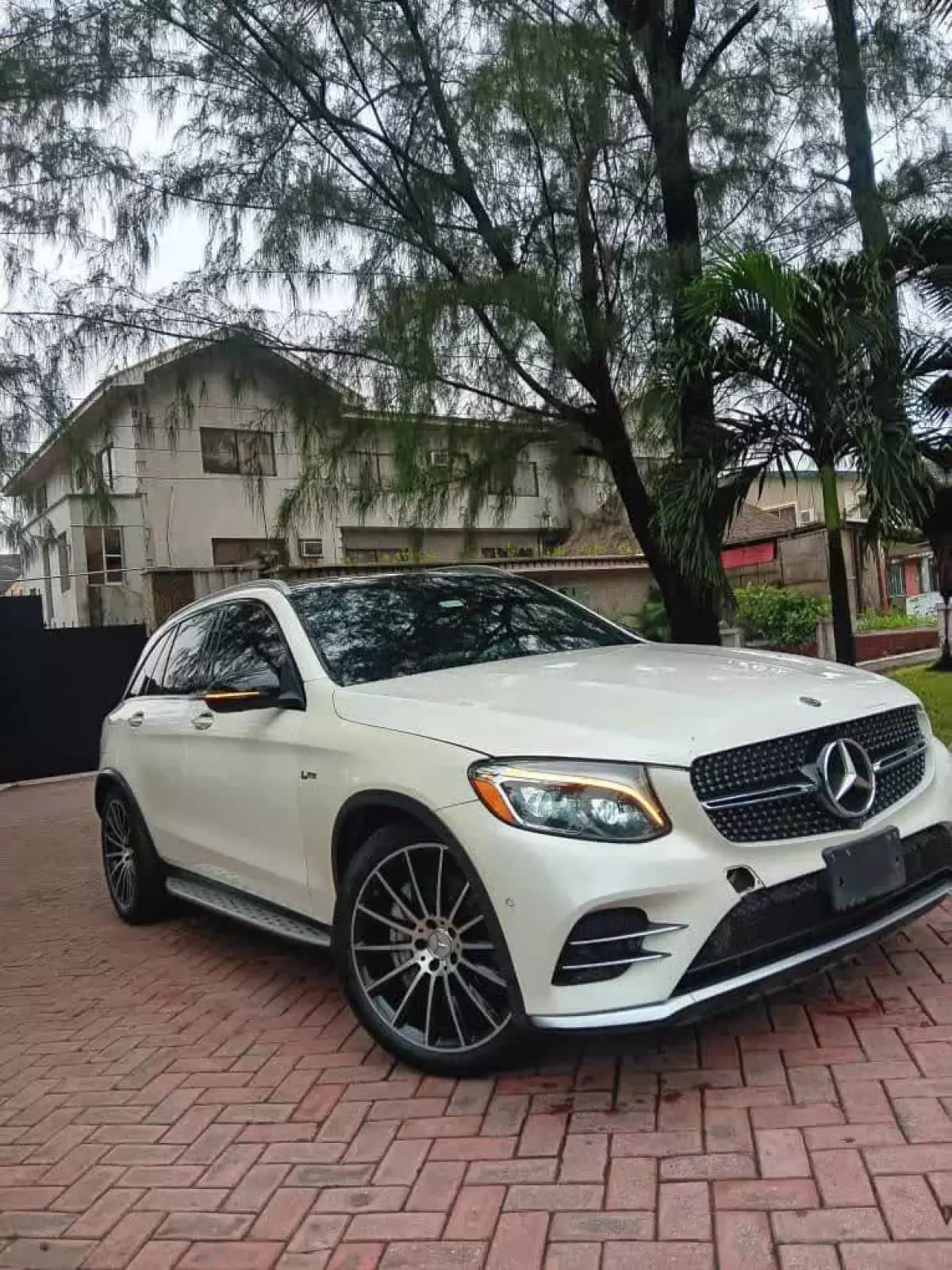 Mercedes-Benz GLC 43 AMG   - 2018