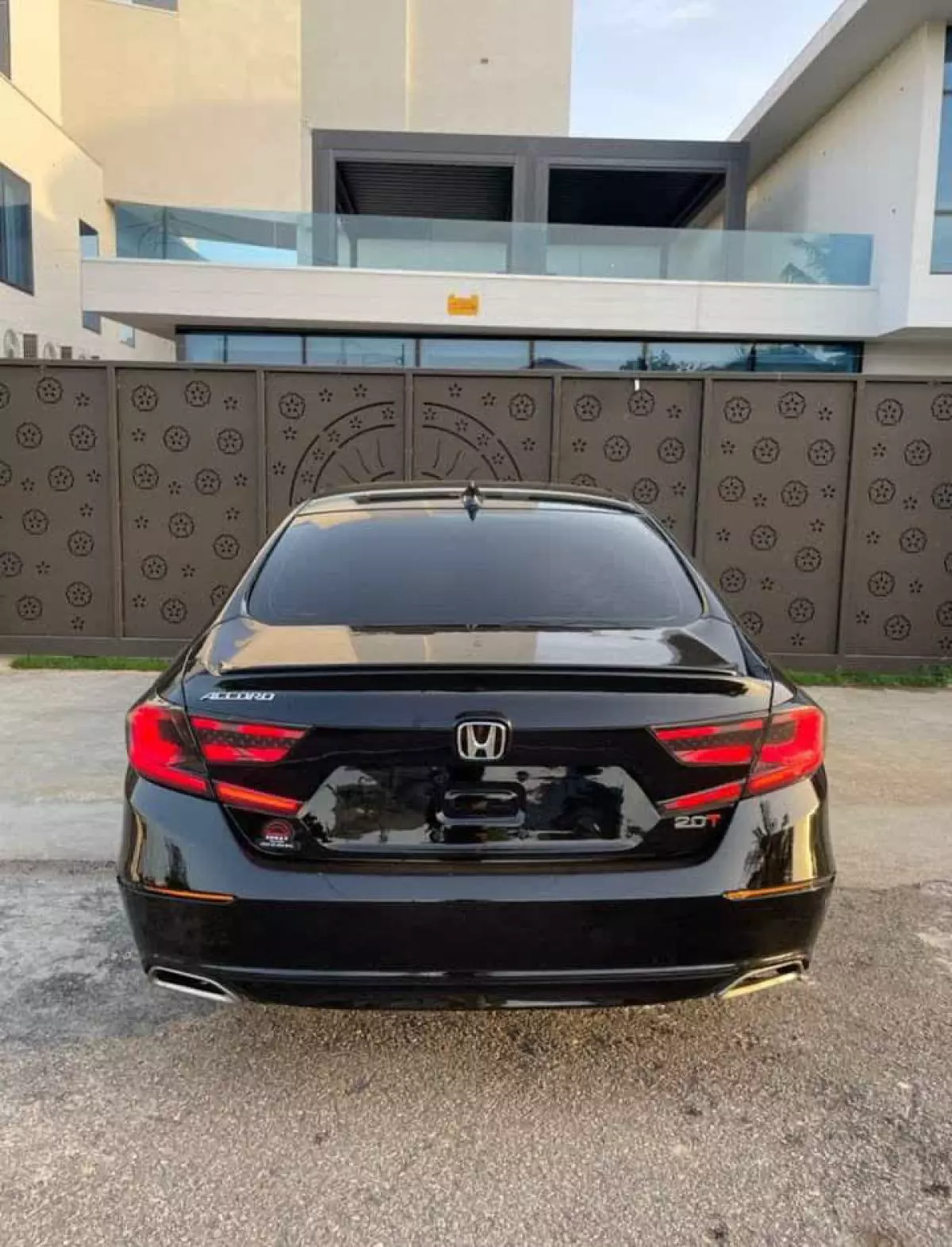 Honda Accord   - 2019