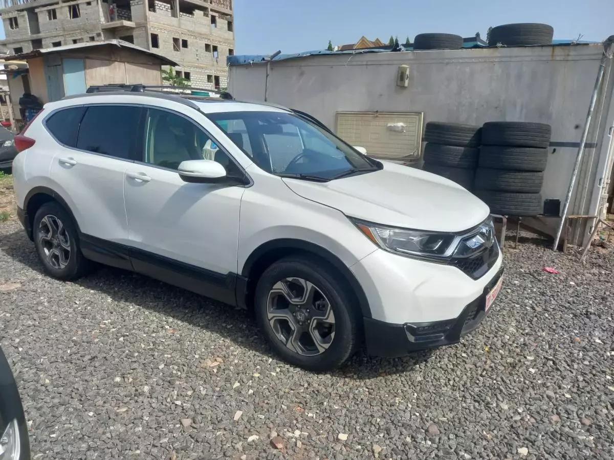 Honda CR-V   - 2019