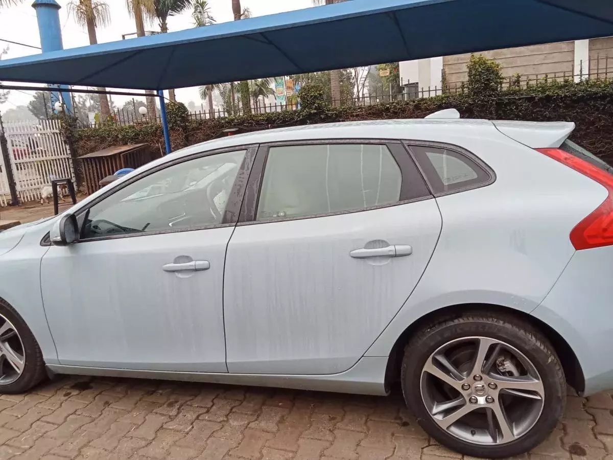 Volvo V40   - 2017