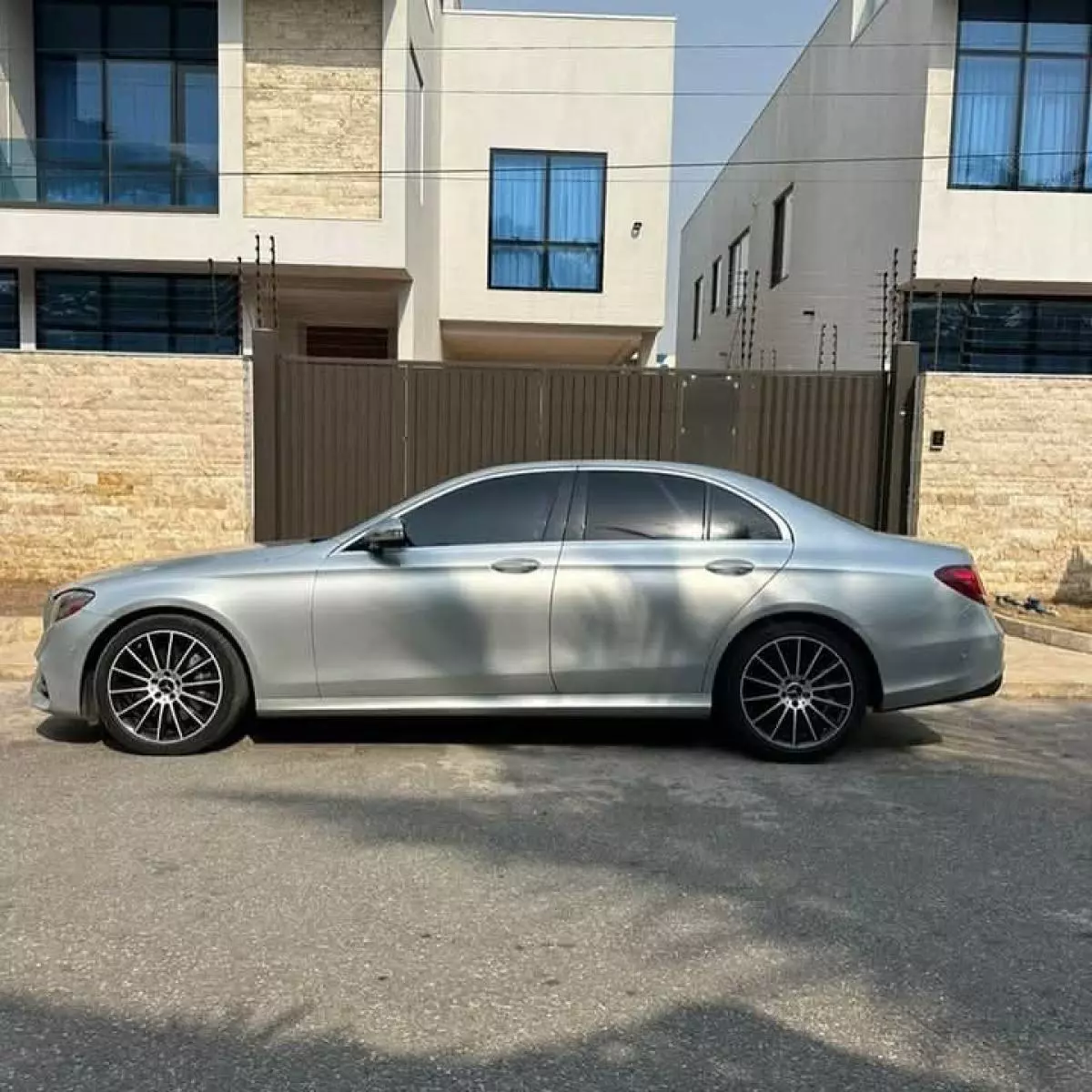 Mercedes-Benz E 300   - 2017