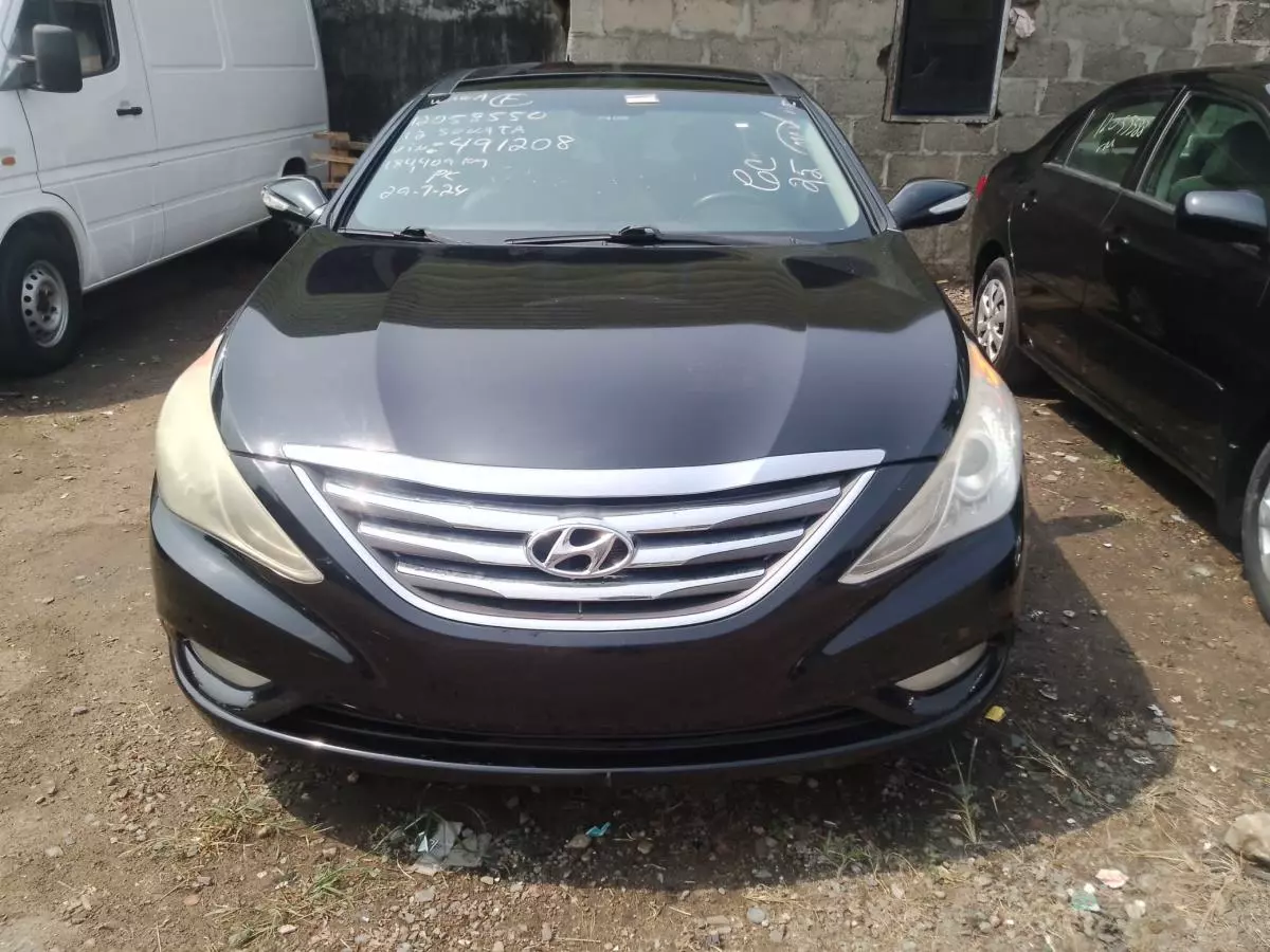 Hyundai SONATA 2,0L BVA GL   - 2012