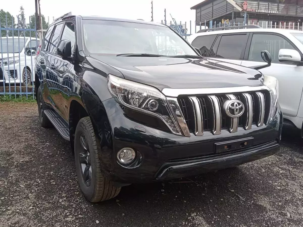 Toyota Landcruiser prado TX - 2015