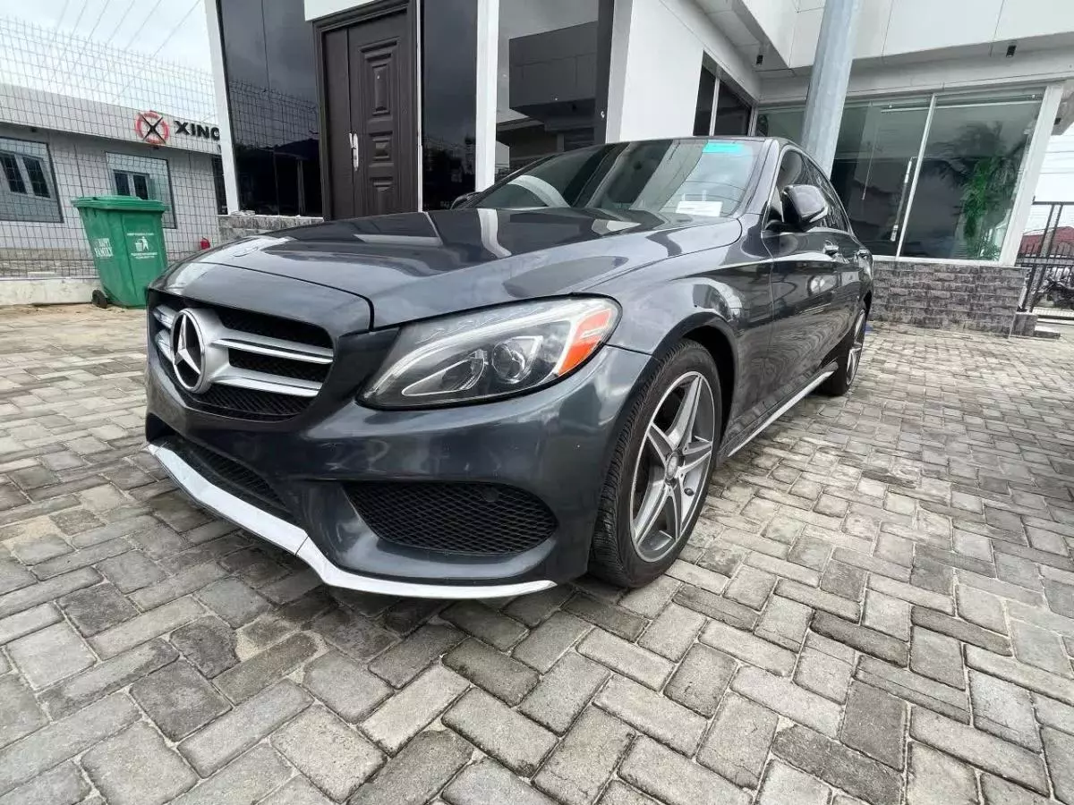 Mercedes-Benz C 300   - 2015