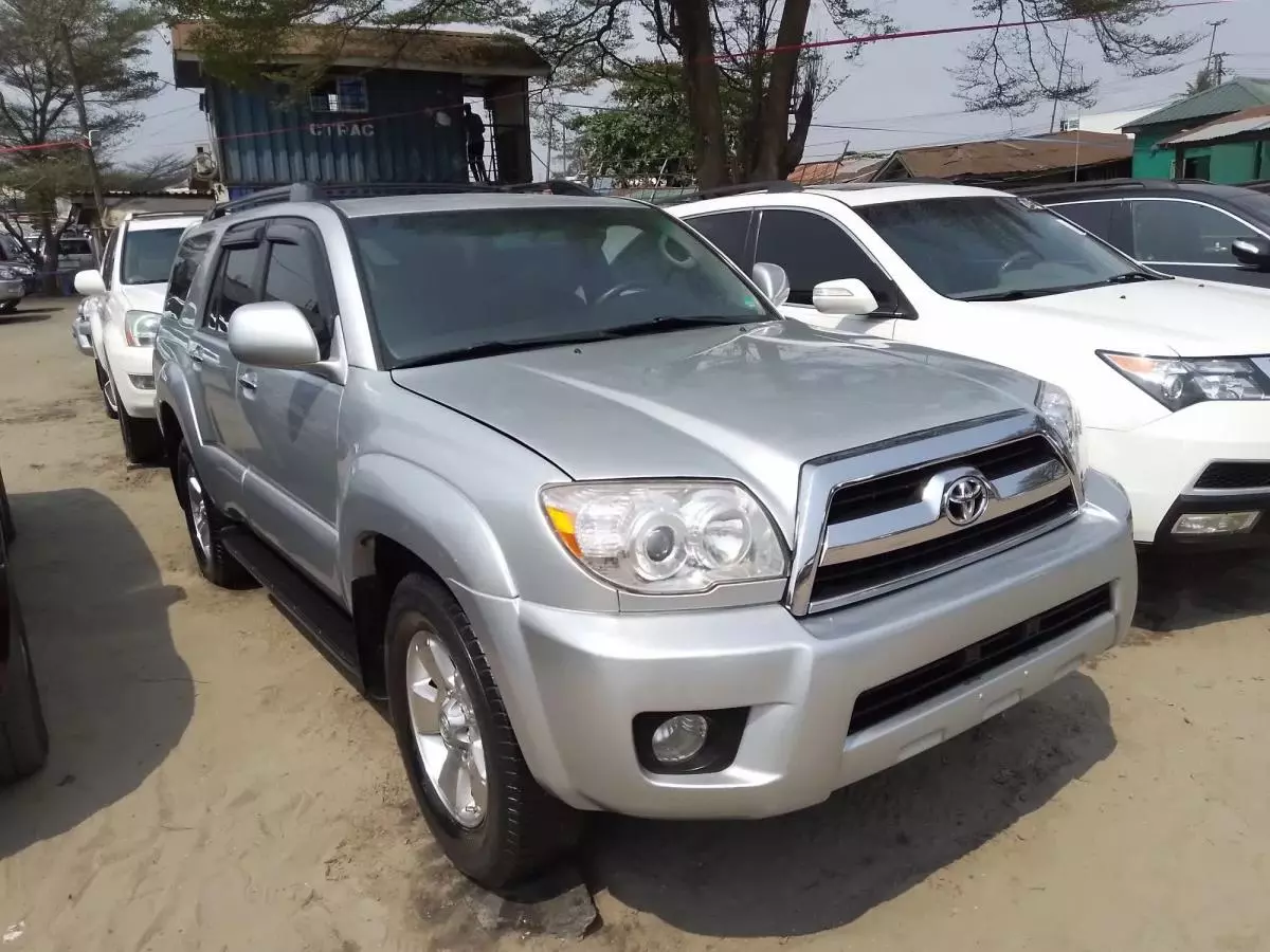 Toyota 4-Runner - 2009