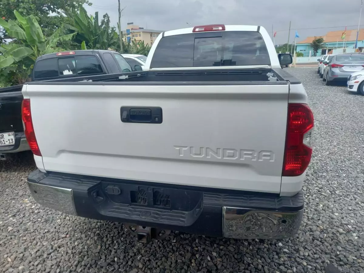 Toyota Tundra - 2019