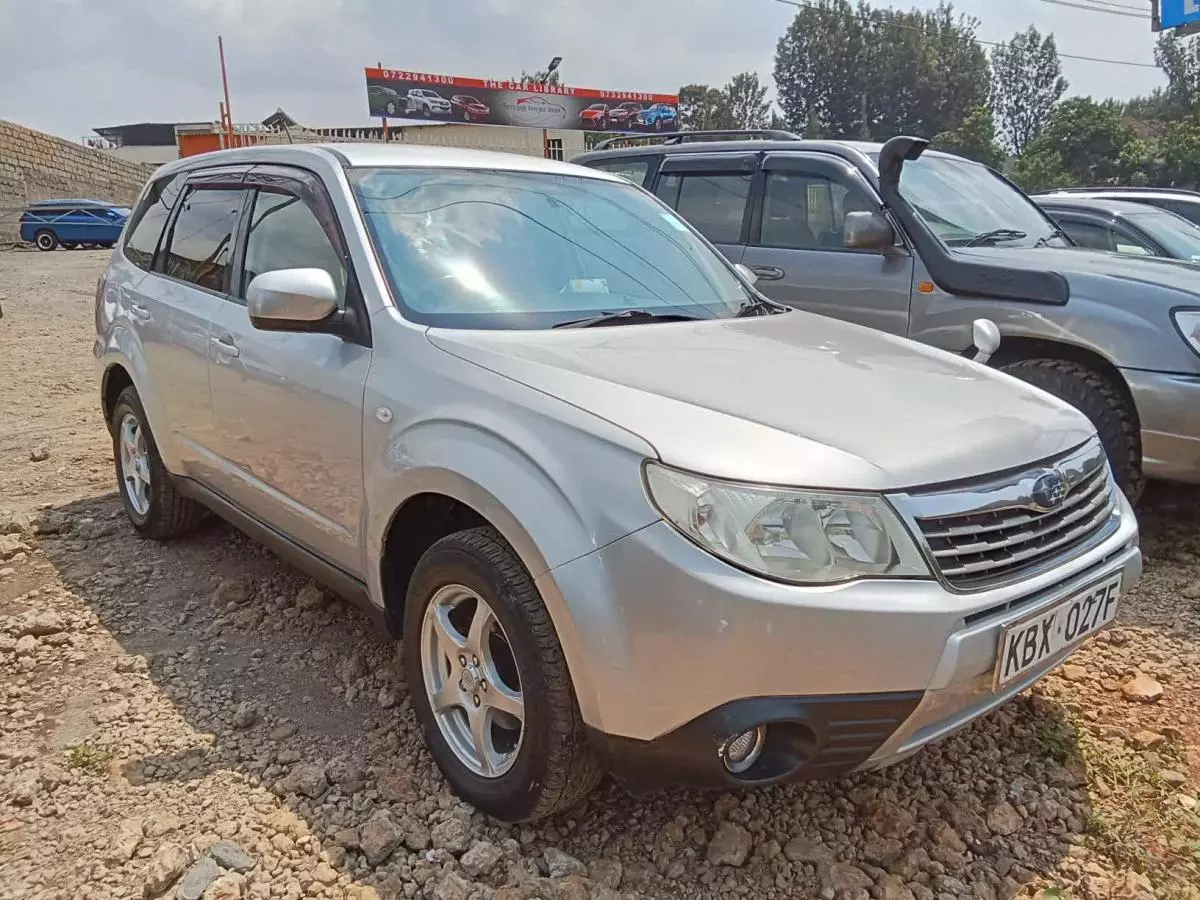 Subaru Forester   - 2011